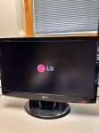 LG FLATRON W2243T LCD monitor