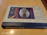 Atlas Slovenije - krajevni - Kartografsko gradivo - 383 strani