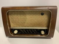 Prodam Vintage radio Vesna iz obdobja 1950'