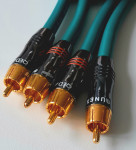 stereo povezovalni  kabel qed qunex 4s