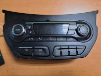 Ford C-max 2014 klimatronic stikala ventilacije am5t18c612