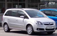 Opel Zafira B 1.9dti 2005-2014 po delih