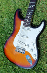 Fender Stratocaster Standard 1993 prodam ali menjam?
