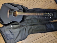 Prodam kitaro YAMAHA in torbo - nove strune, lepo ohranjena