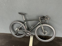 Specialized SL7 M-54, Ultegra 12s, Vision Metron 55