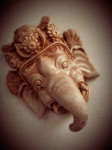 geneša (Indijski Bog) iz keramike za na steno