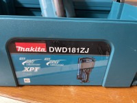 Akumulatorski digitalni detektor 18V LXT MAKITA DWD181ZJ