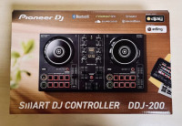 Pioneer DDJ-200 DJ kontroler