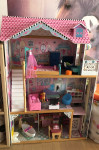 Velika lesena hiška za punčke/barbike