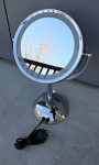 Kozmetično ogledalo BaByliss, osvetljeno, 3 vrste osvetlitve, tip M35