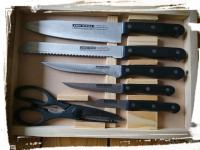 Noži, kuhinjski noži, škarje, darilna škatla, lesena škatla