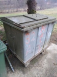 Rabljen kovinski kontejner / zabojnik za smeti