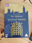 DVD zbirka seriji Yes Minister in Yes Prime Minister (5 DVD-jev)
