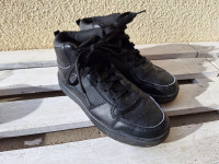 Fantovski čevlji - gležnarji, velikost 35 - 36