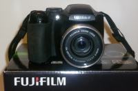 Fuji Fine Pix S 5800 kompaktni digitalni fotoaparat