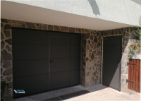 Enokrilna garažna vrata HANUS dimenzij 830 x 2040 DB703