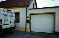 Garažna dvižna sekcijska vrata HANUS Premium dimenzije 2380 x 2120