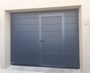 Garažna dvižna sekcijska vrata HANUS Premium dimenzije 2430 x 2100