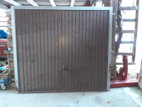 Garažna vrata kovinska - dvižna