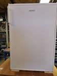 plinski hladilnik 100 litrski dometik