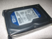 Western Digital 320 GB IDE trdi disk