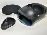 Meta Quest Pro VR 256gb - samo slušalke - odlično stanje