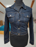 št. 36 / 38 jeans jakna (Italija) KOT NOVA