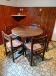 Jedilna miza (raztegljiva) + 6 stolov