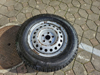 Rezervna guma platišče s pnevmatiko 15 col