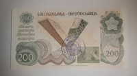 Prodam bankovec 200 dinarjev 1990 z znamko