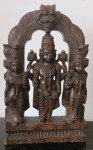 lesena skulptura - Vishnu Kalyana s sidri in Budami