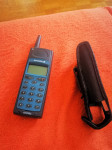 Sony Ericsson A1018S, brez polnilca
