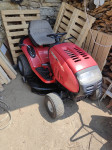 Vrtni traktor EFCO 15,5 hp + PRIKOLICA