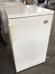 Hladilnik Gorenje z zamrzovalnikom - 50 x 60 x 83