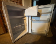 Podpultni hladilnik VOX KS 1430 F