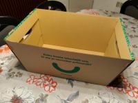 Paket karton kartonske kartonska kartonaste škatle škatla selitvene