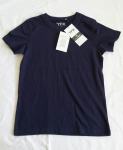 O. 40 / Nova temno modra kratka majica z etiketo velikost 128 cm oz. 7