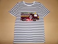 Majica H&M z motivom gasilec, št. 140 (NOVA)