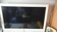 LCD Gorenje, 32 inch, bele barve