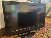 TV LCD LG 32INCH