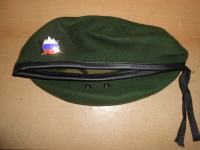 SV vojaška baretka z  kokardo iz 90 let vojak-nabornik