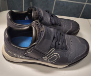 Kolesarski čevlji Adidas Five Ten Hellcat Pro - št 41 1/3