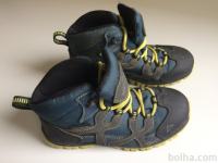 Otroški planinski čevlju št. 33 (McKinley)