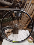 Prednje kolo kolesa, kot novo, premer 635mm, aluminij, brezhibno in la