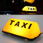 GDesign magnetna Taxi tabla s priključnim kablom