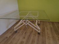 Steklena zložljiva grafična delovna miza