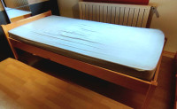Lesena postelja 90x200