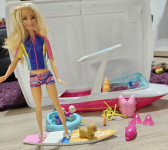 barbie komplet čolna s hišnim ljubljenčki in dodatki