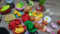 Komplet plastičnih igrač za kuhanje