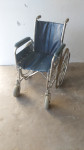 Invalidski voziček.